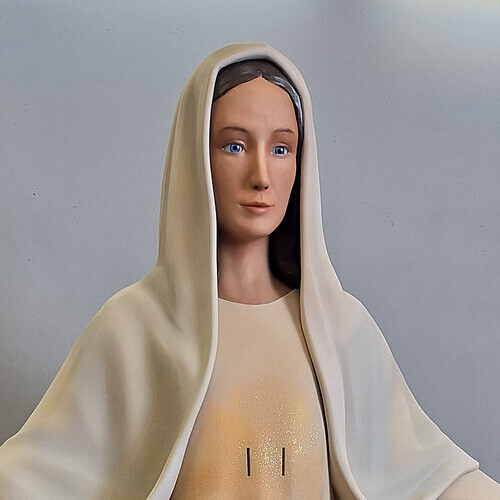 Figura Madonny